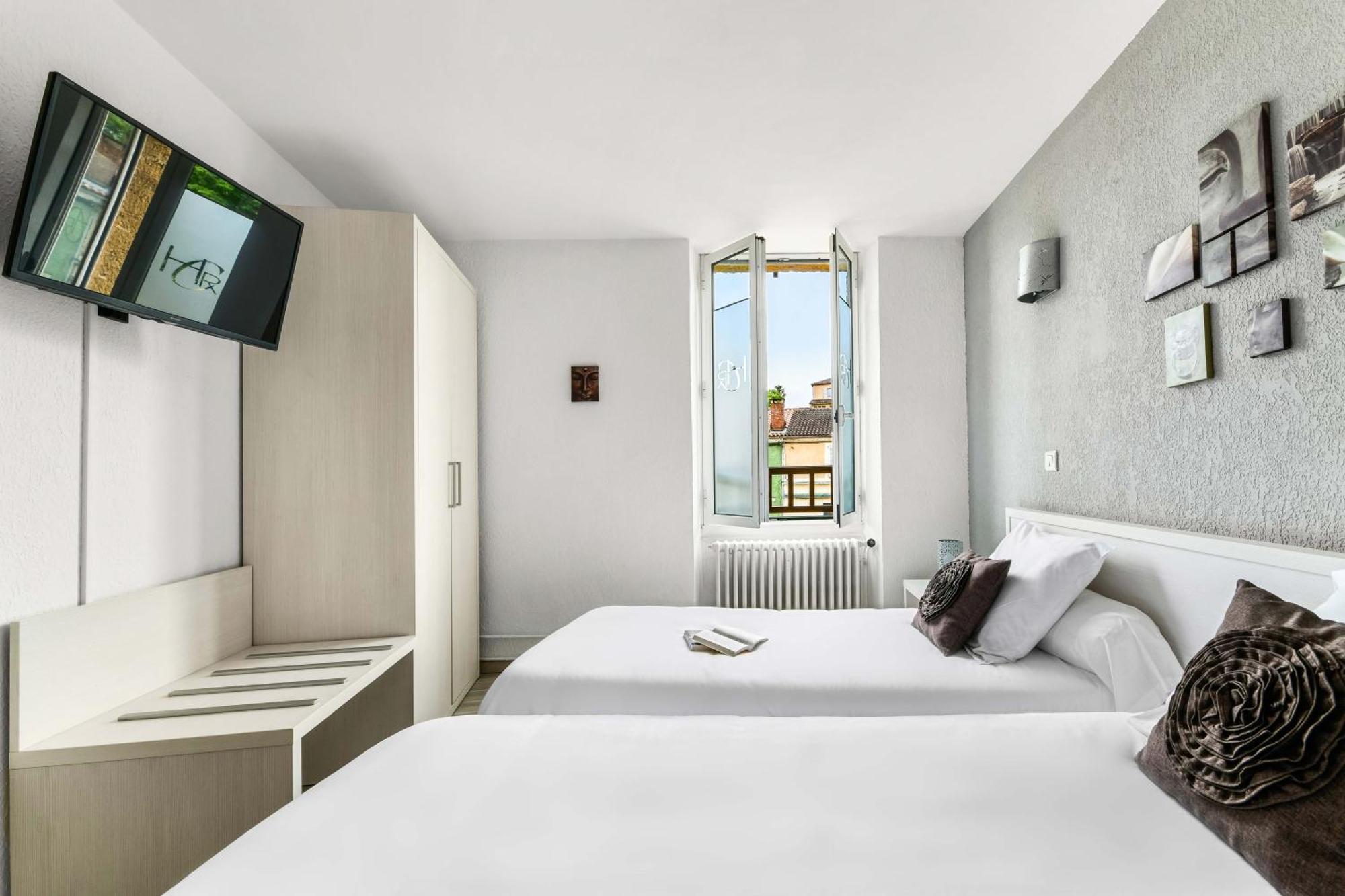 Hotel Restaurant Du Commerce Estang エクステリア 写真