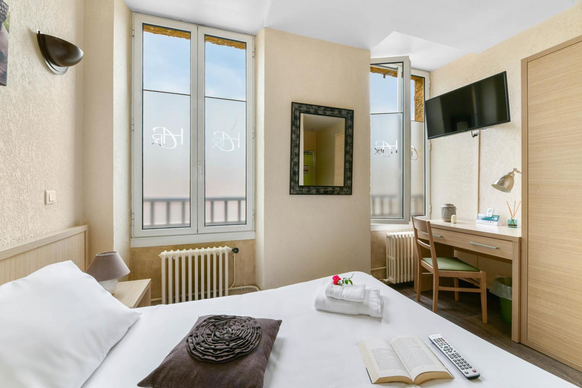Hotel Restaurant Du Commerce Estang エクステリア 写真