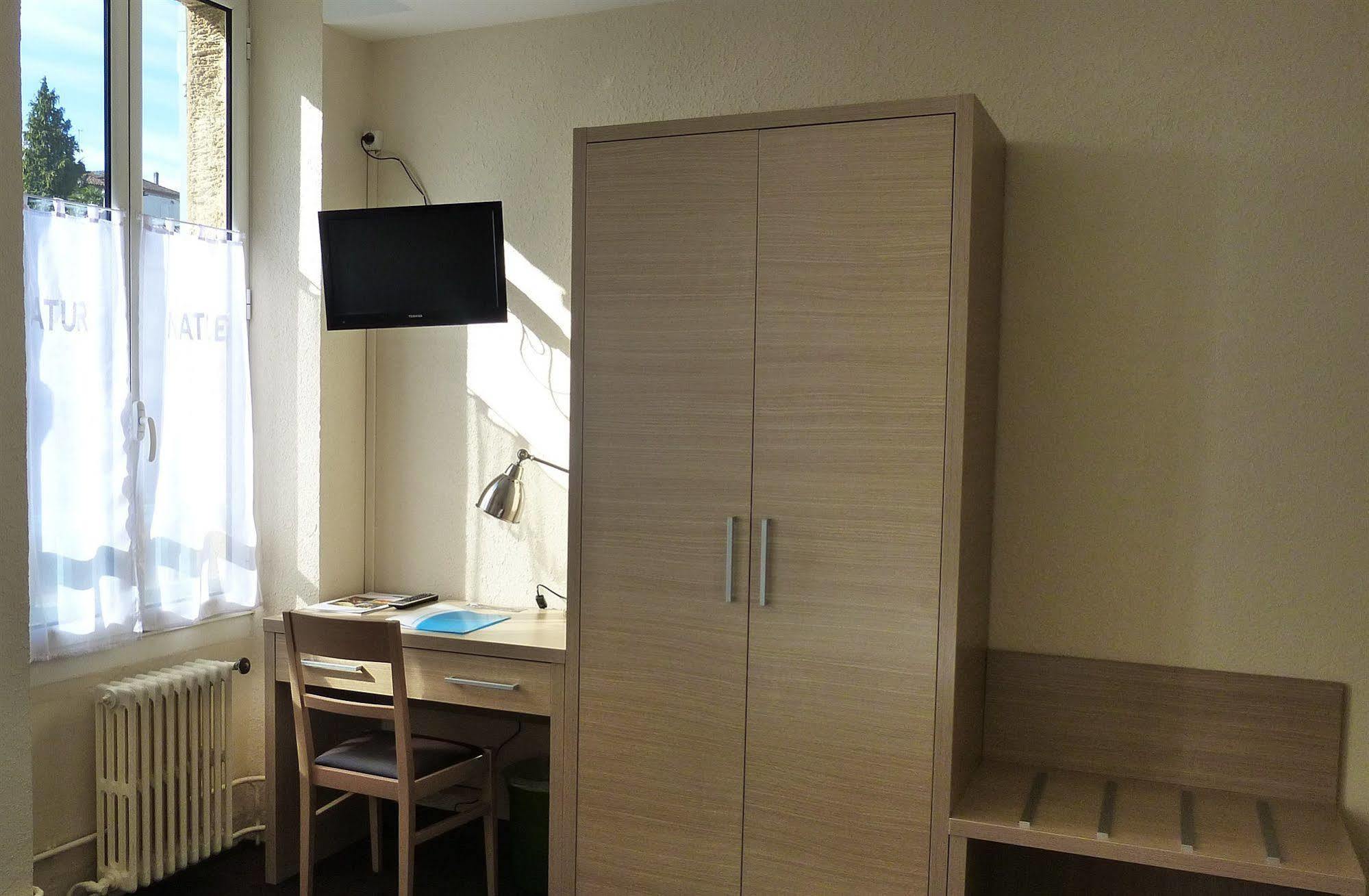 Hotel Restaurant Du Commerce Estang エクステリア 写真