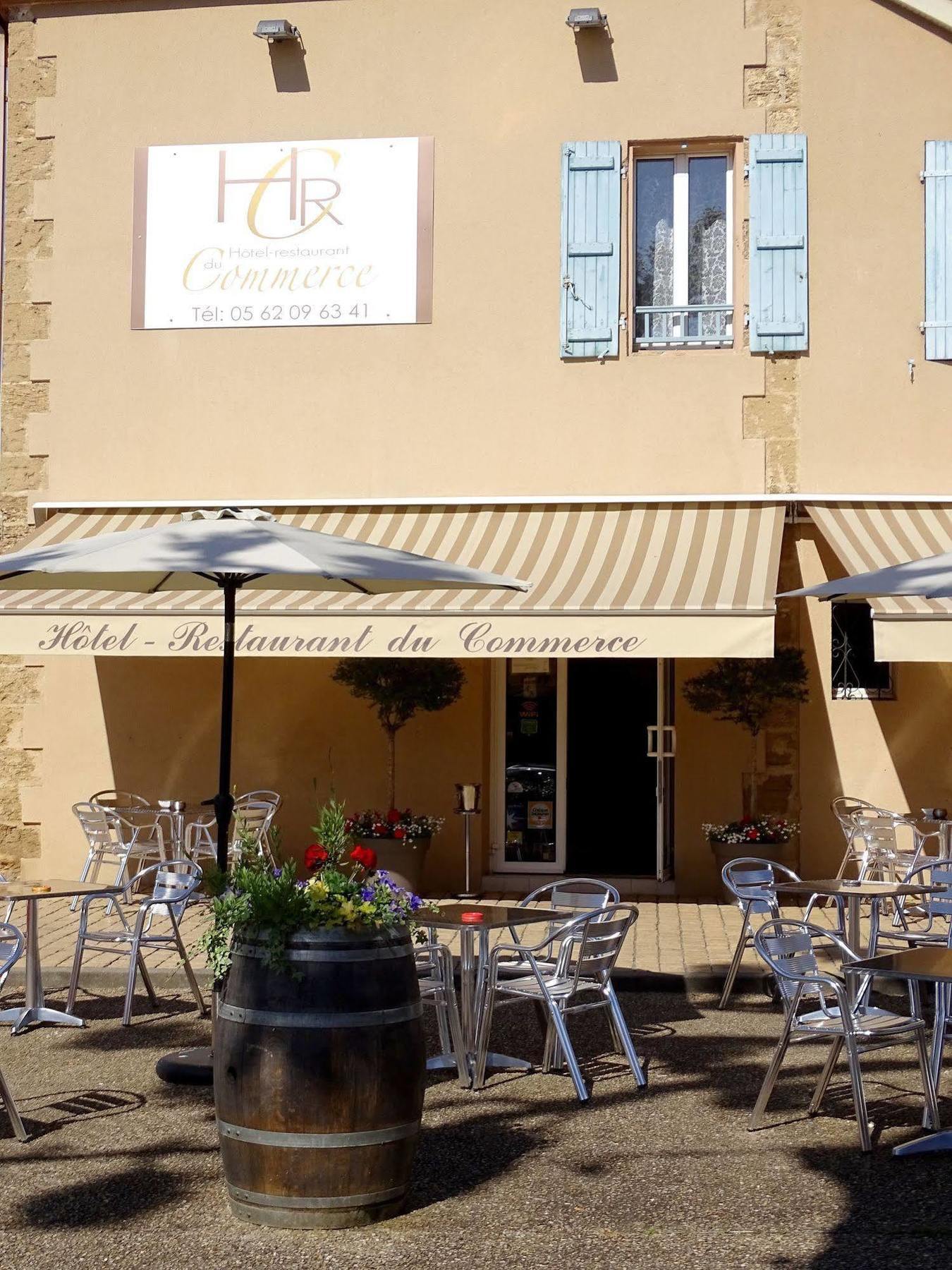 Hotel Restaurant Du Commerce Estang エクステリア 写真